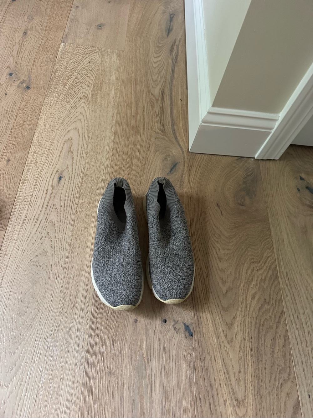 Vince Sock Sneakers in Heather Gray - size 8